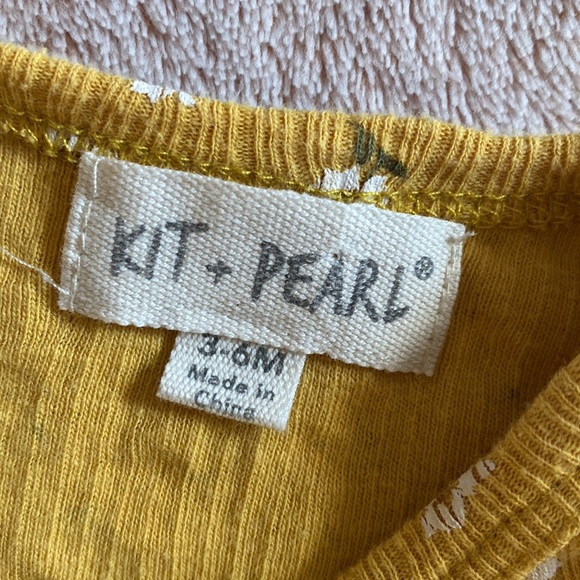 Kit + Pearl Mustard Floral Rib Knit Footie 3-6M - Picture 4 of 5